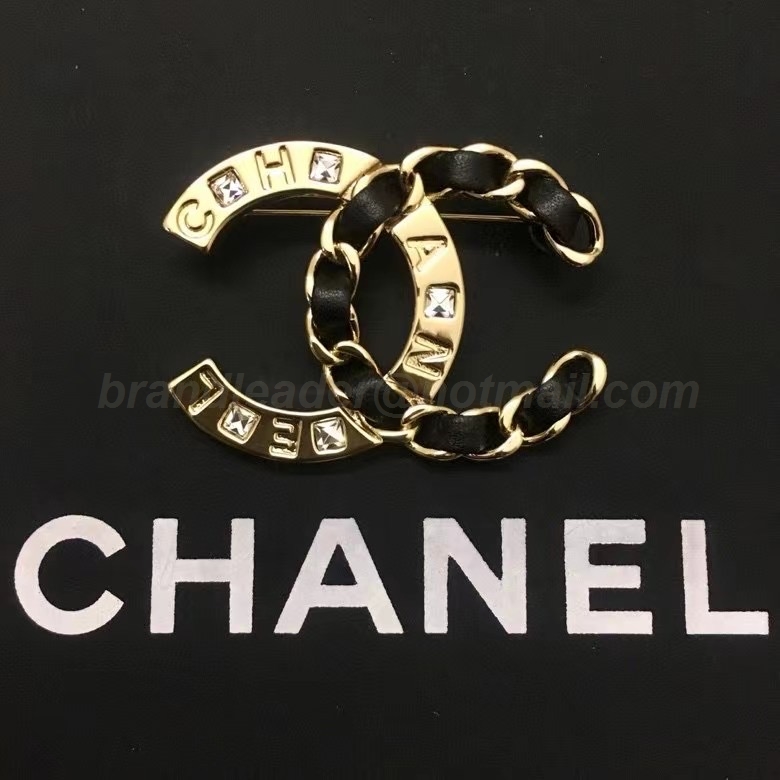 Chanel Brooch 279